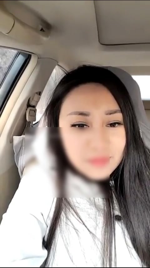 这个太屌了网红主播铁锤妹妹在雪地里野战直播吃一口雪玩冰火