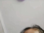 小骚货在卧室自拍