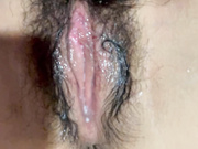 黑木耳骚逼自慰 出水超多还紧致把跳蛋夹出去了