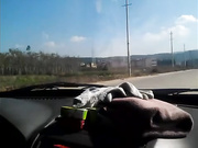 和老婆车震差点被人发现