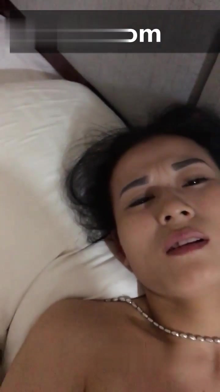 百度云流出云南某茶行老板娘和纹身混混大哥宾馆开房偷情方言对白