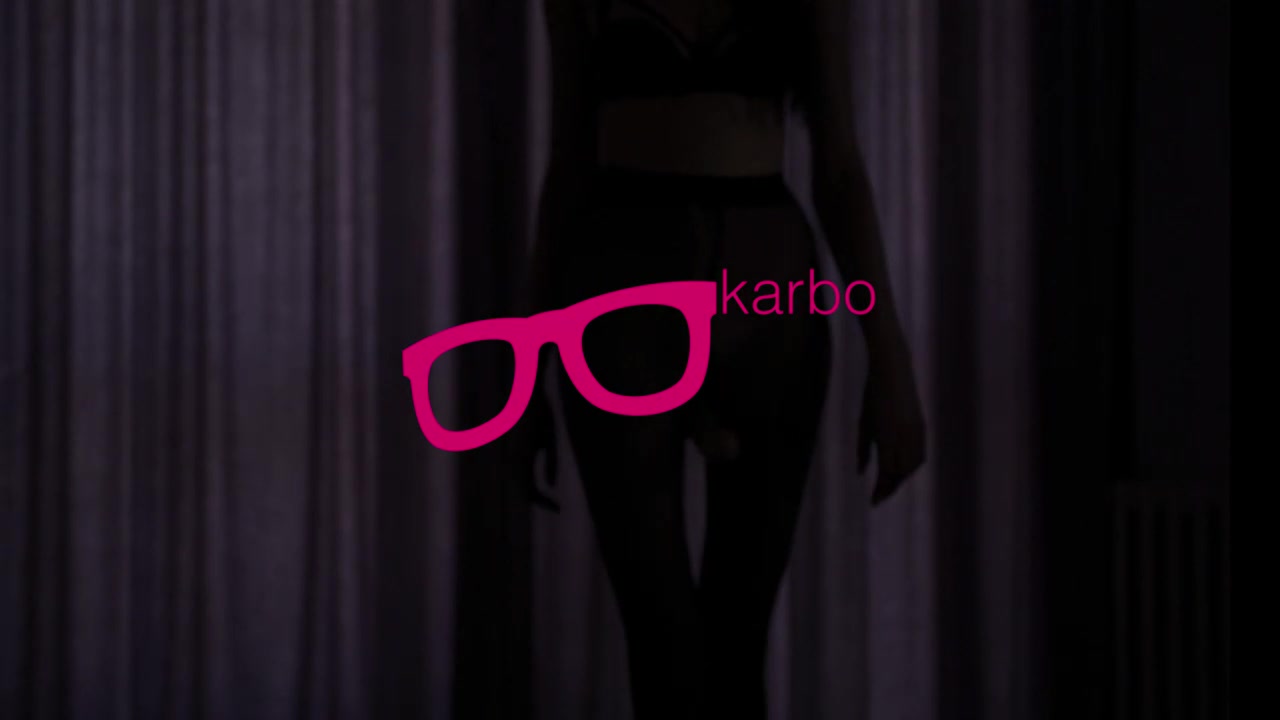 大长腿好身材姐妹花互操搞的很激烈紧身白丝挡不住性奋冲动要硬啊，这身材真赞大棒子插入极品虚了啊720P高清