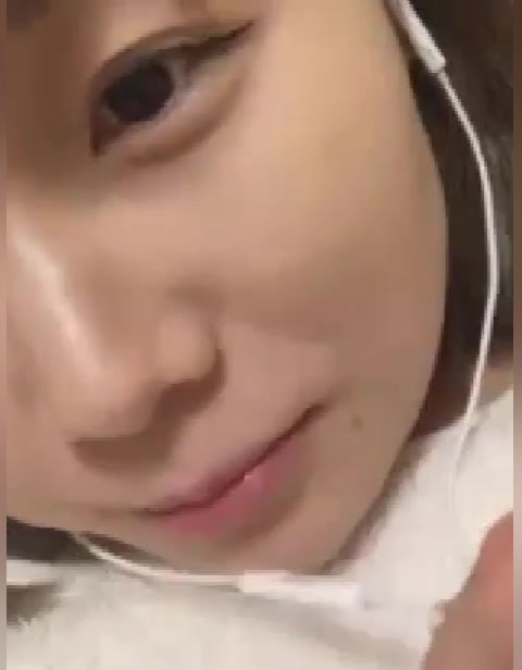 【财子撩妹】冒充土豪撩妹视频1月礼包-漂亮良家人妻与嫩妹被忽悠，粉穴美乳自慰不停，套路厉害值得学习