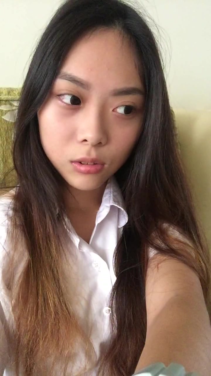 清纯如豆腐 纯情少女恋爱修养 女孩安全期主动让无套做爱 扛腿速插猛操 附生活完美露脸私拍 高清720P完整版