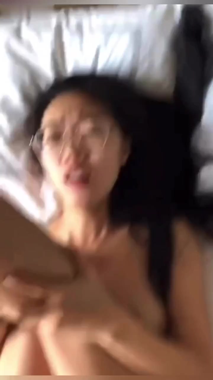 【吃瓜猛料】济南教师“张雪”出轨门事件“我就要你草窝，快射我嘴里”