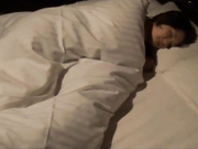 高清漂亮良家咪姦記 昏睡享受的淫水沾濕了床單