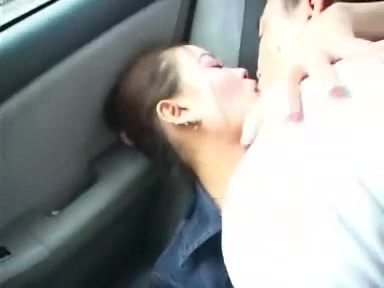 兄弟 你在前面开车 我在后排干