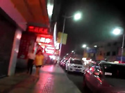 美女导游带路小士多店仓库大有乾坤玩3P