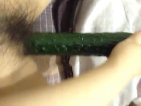 用黄瓜自慰