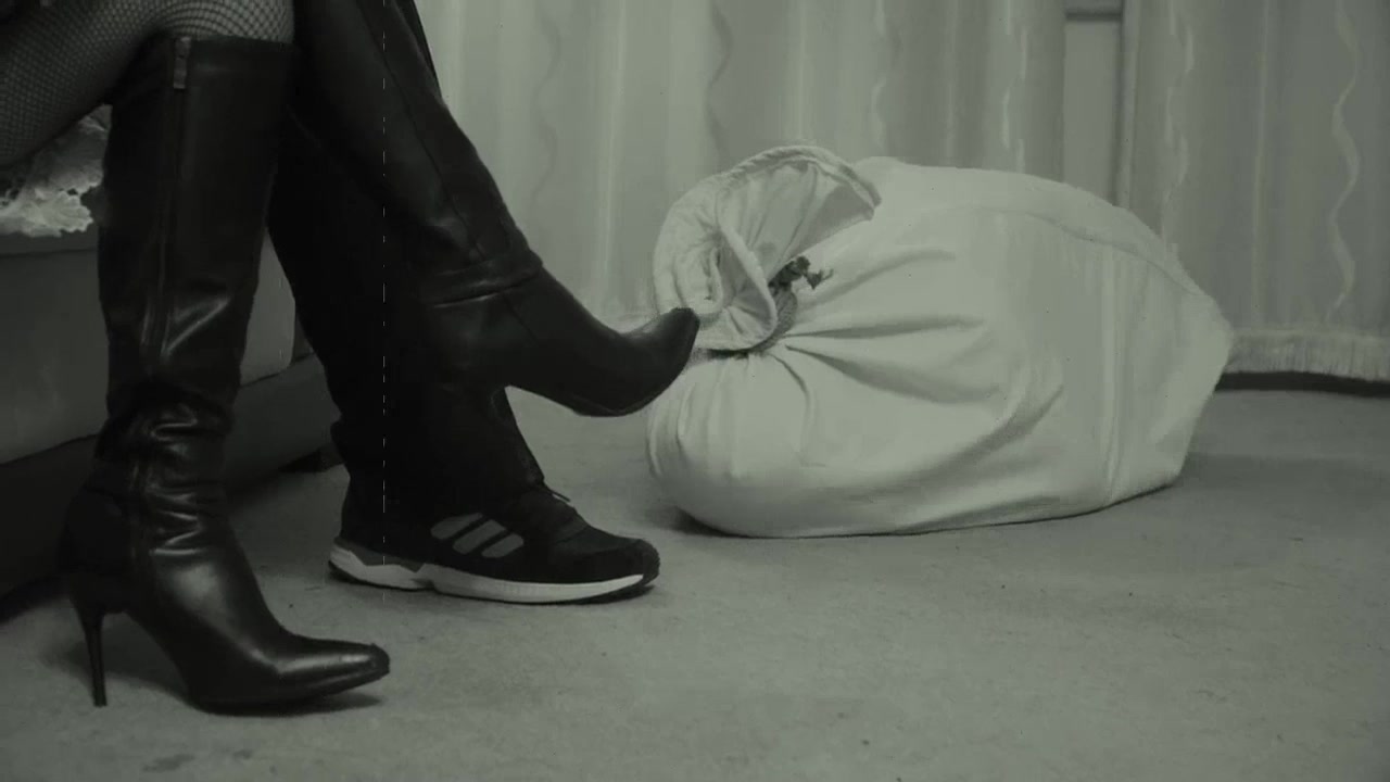 国产神剧变态夫妻人贩之路下集高清无水印对白精彩