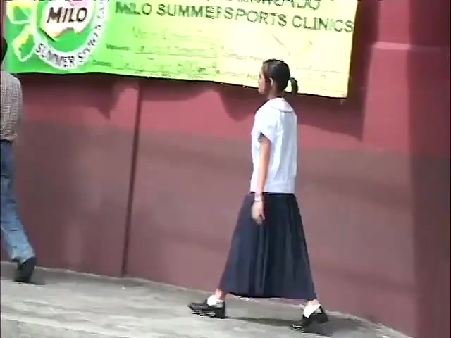 純正泰國色情電影：在校生的淫亂一天