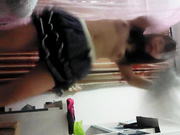 艺校人气跳脱衣舞妹子，自家闺房再跳一首嗨曲，这小腰小屁股给你摇的真专业